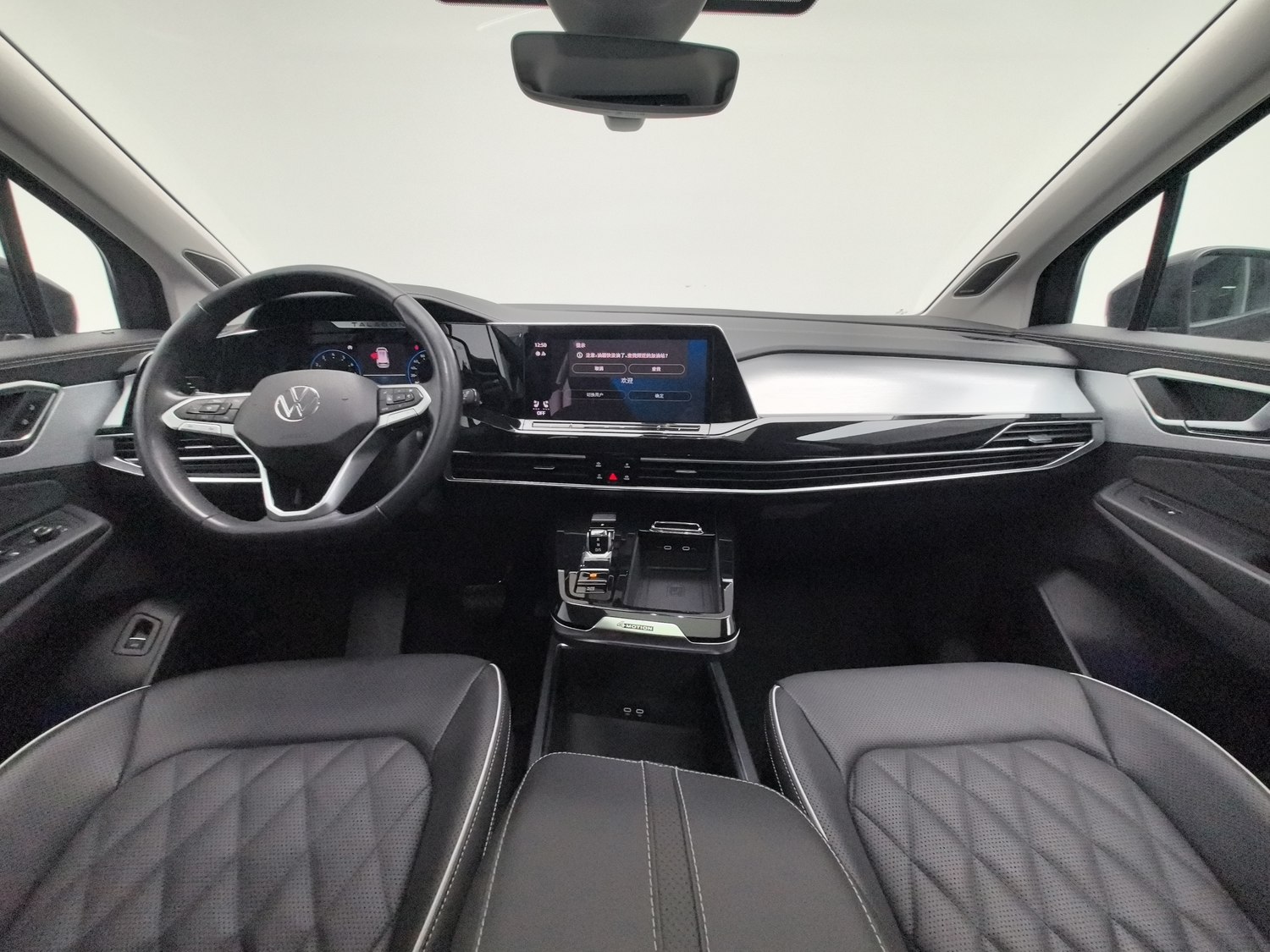 Used Volkswagen Tavendor 2021 2.5 AT