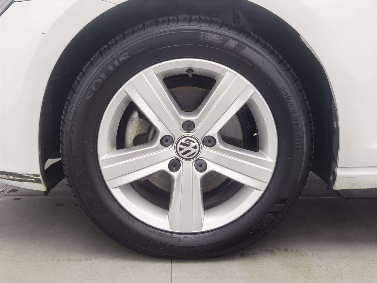 Used Volkswagen Golf 2017 1.4 AT
