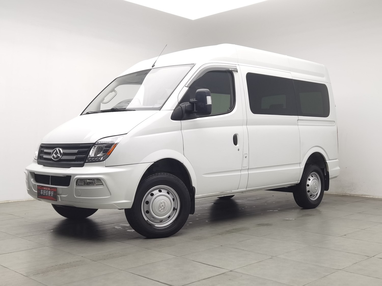 Used SAIC MAXUS V80 2021 2.0 MT
