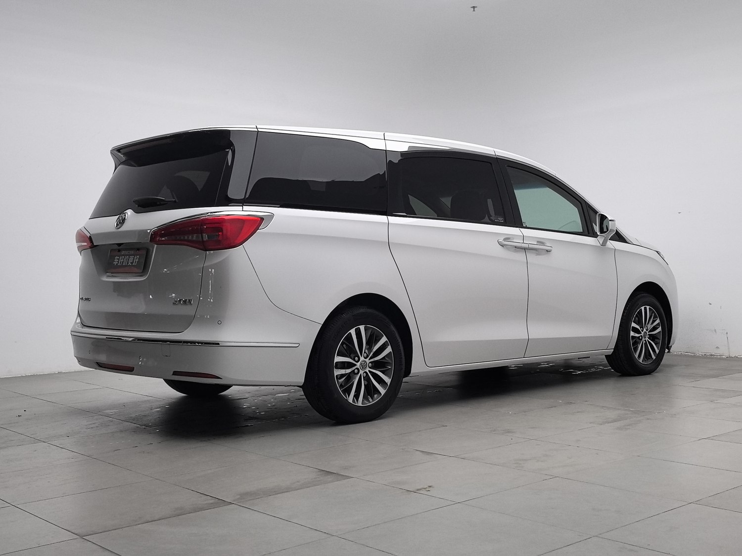 Used Buick GL8 2017 2.0 AT