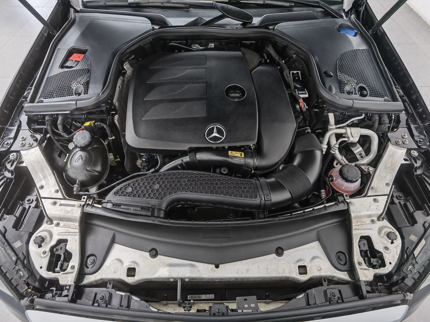 Used Mercedes-Benz E-Class 2020 1.5 AT