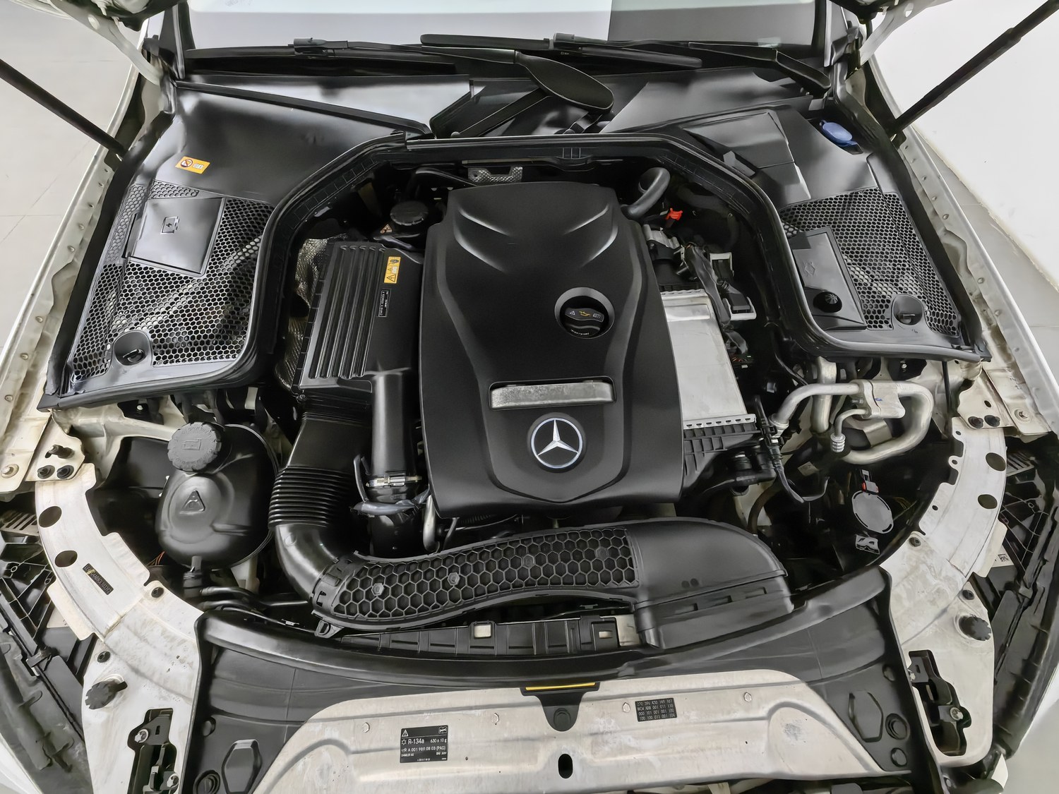 Used Mercedes-Benz C-Class 2015 1.6 AT