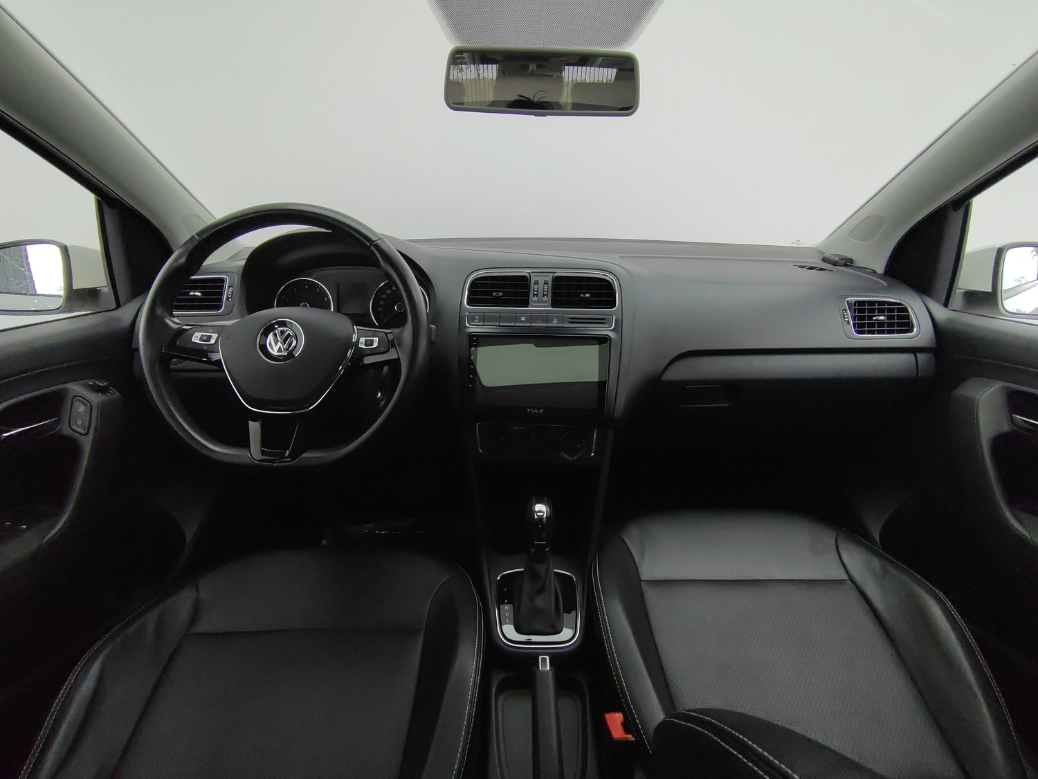 Used Volkswagen Polo 2018 1.5 AT