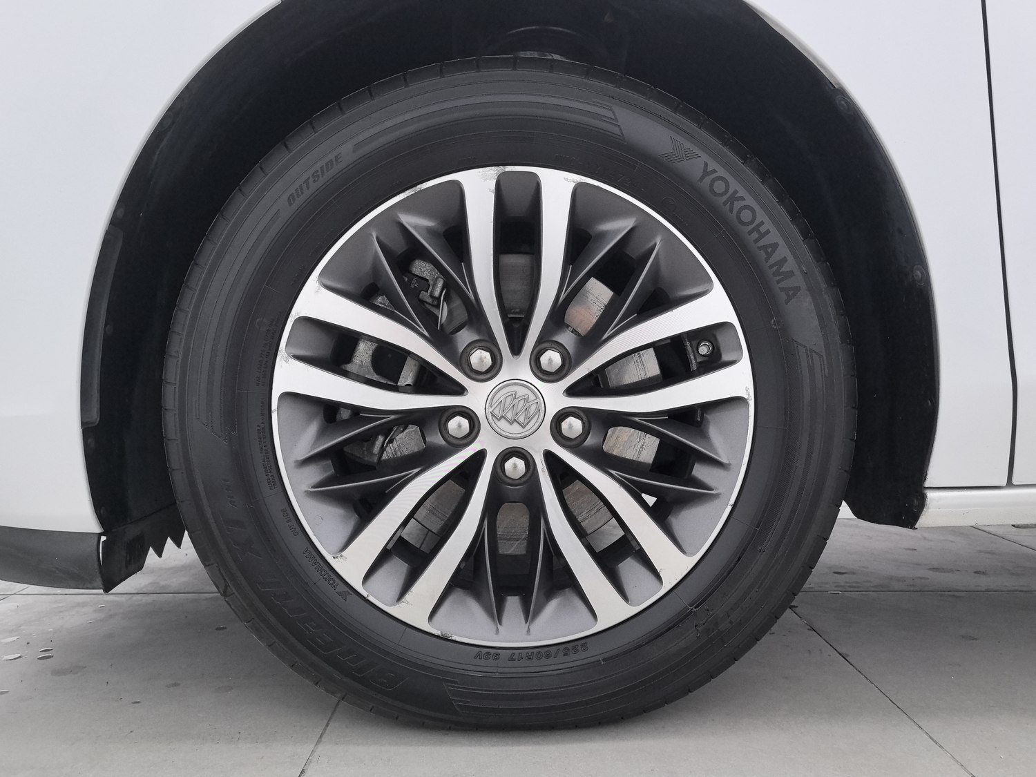 Used Buick GL8 2017 2.0 AT