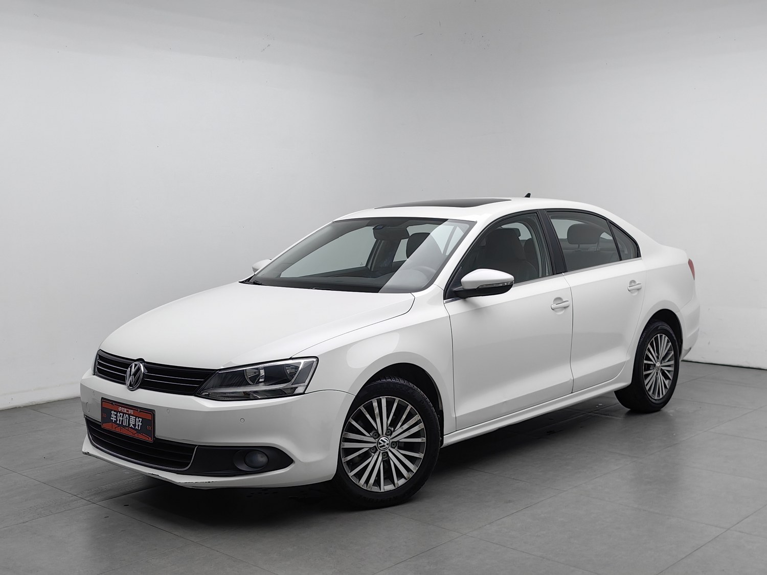 Used Volkswagen Sagitar 2014 1.4 AT