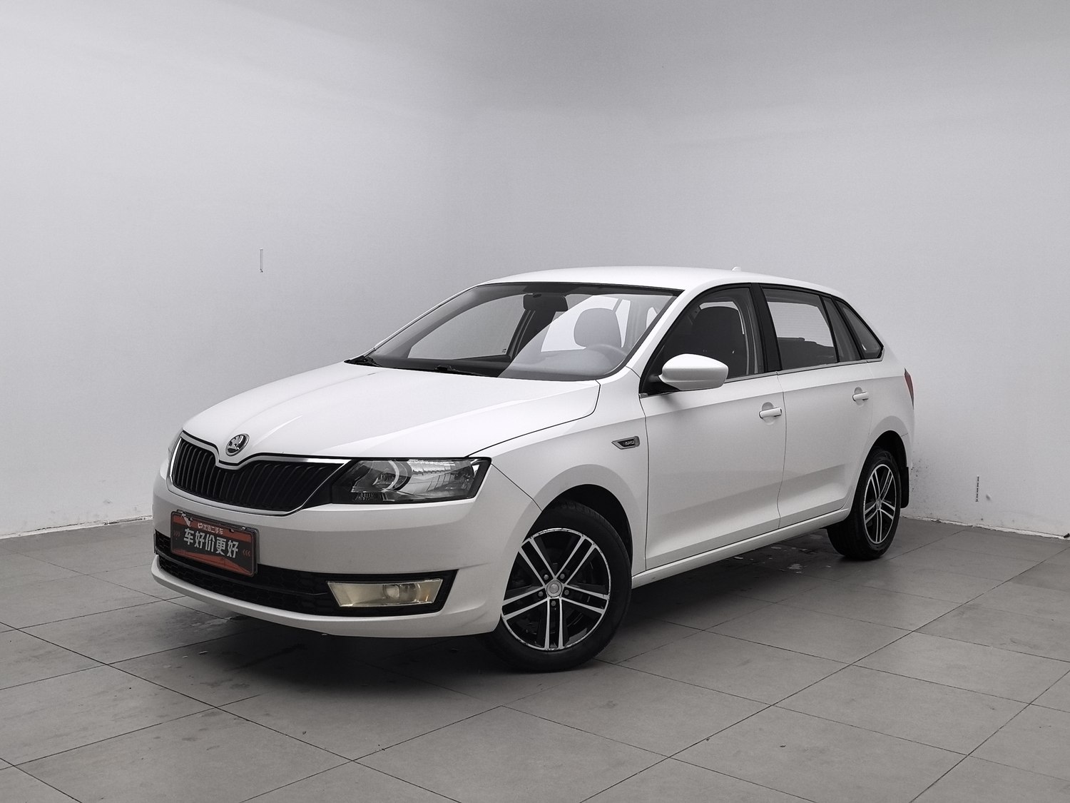 Used Skoda Rapid Spaceback 2016 1.4 MT