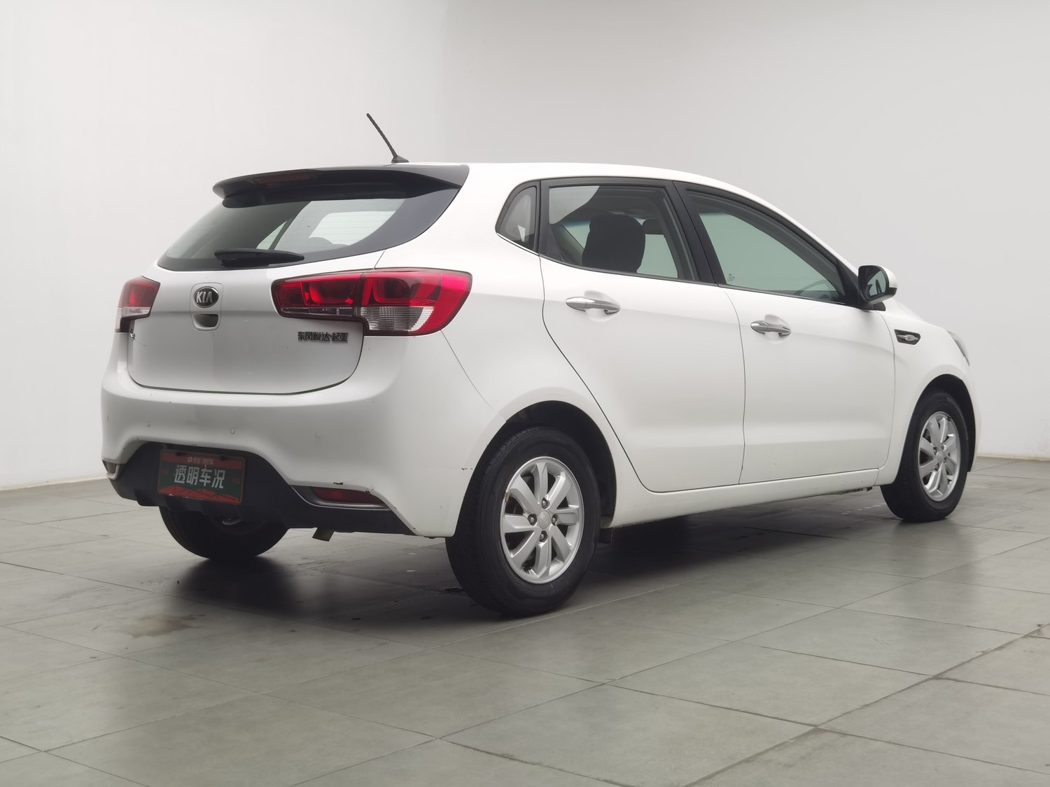 Used Kia K2 2015 1.4 AT