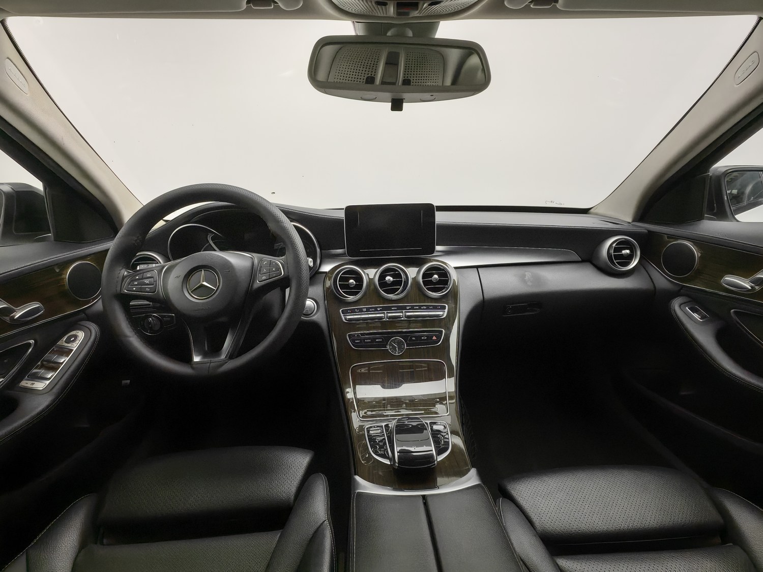 Used Mercedes-Benz C-Class 2015 1.6 AT