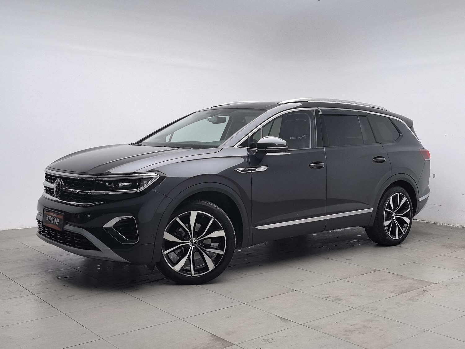 Used Volkswagen Tavendor 2021 2.5 AT