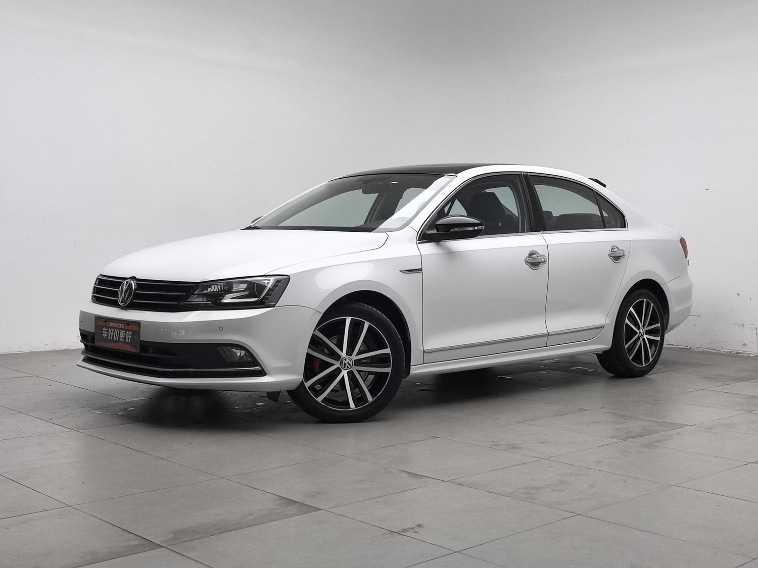 Used Volkswagen Sagitar 2018 1.4 AT