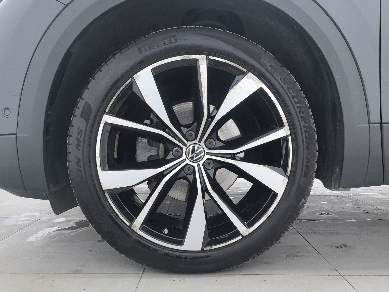 Used Volkswagen Tavendor 2021 2.5 AT