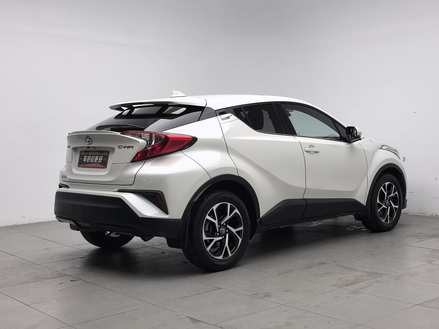 Used Toyota C-HR 2018 2.0 AT