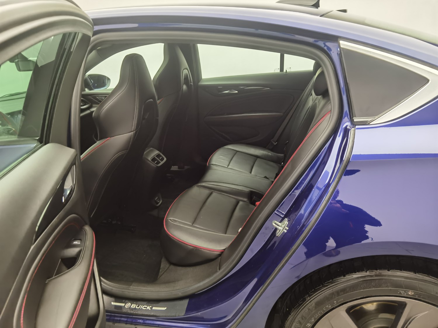 Used Buick Regal 2021 2.0 AT