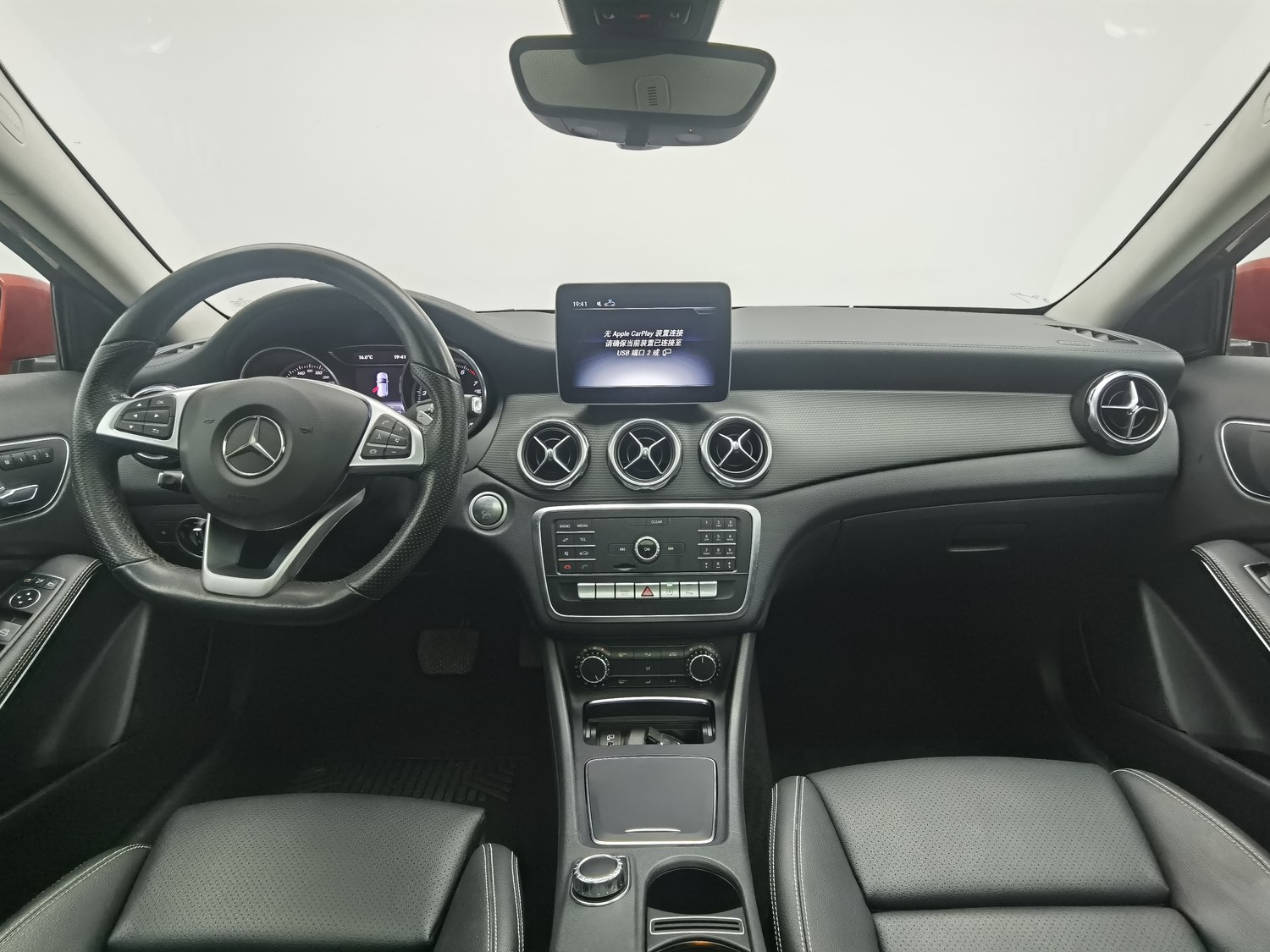 Used Mercedes-Benz GLA 2019 1.6 AT