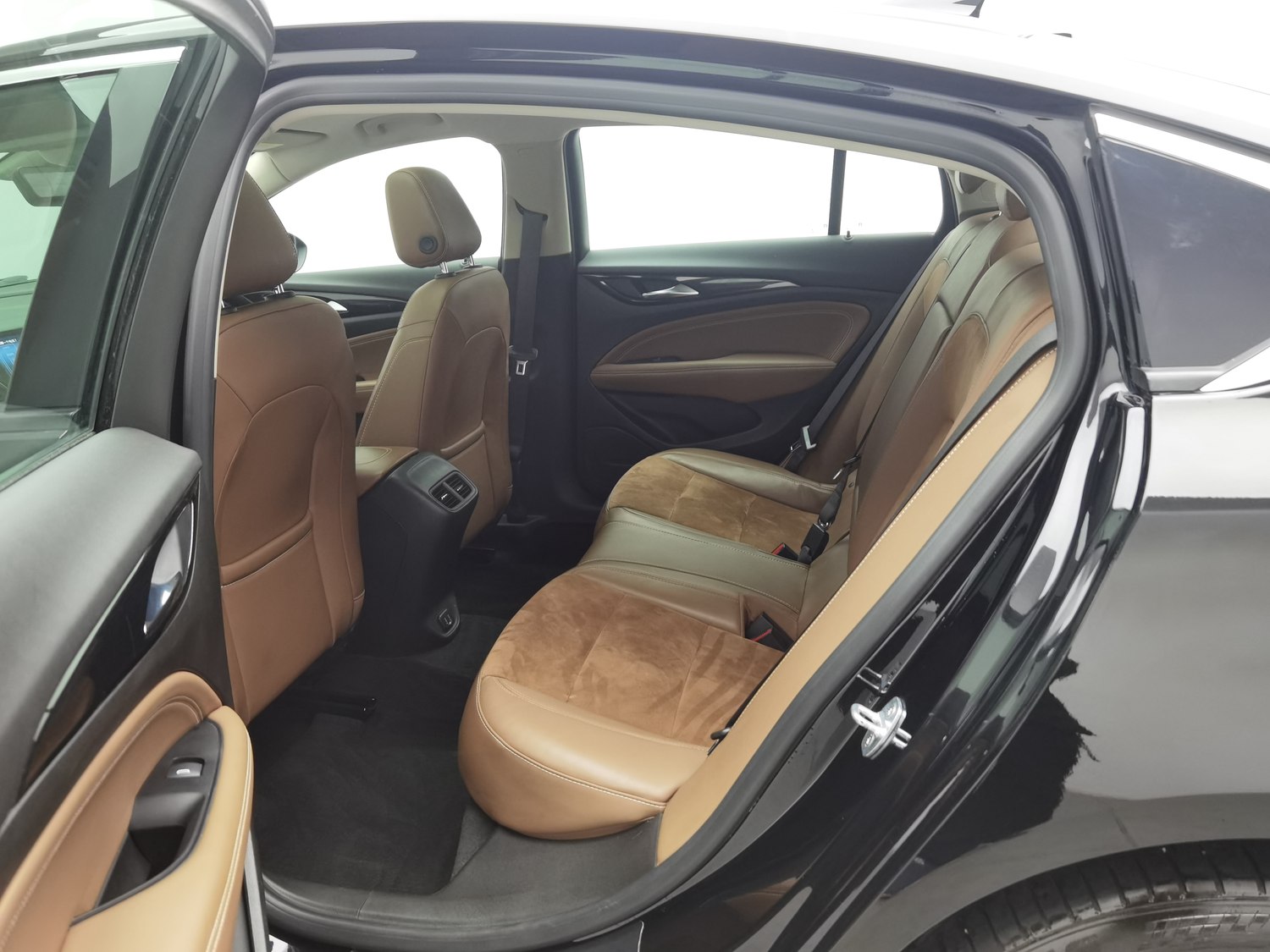 Used Buick Regal 2023 2.0 AT