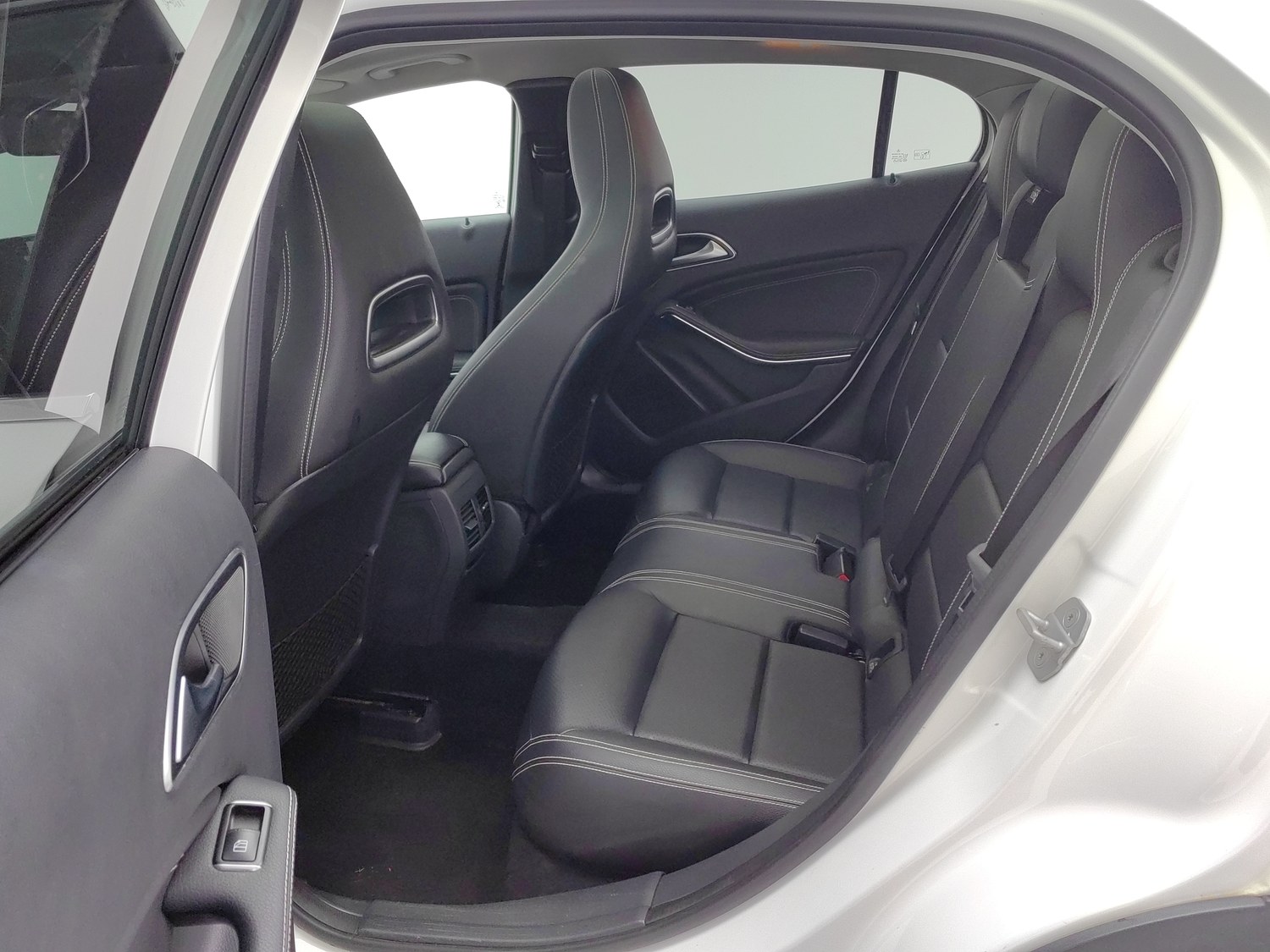 Used Mercedes-Benz GLA 2016 1.6 AT