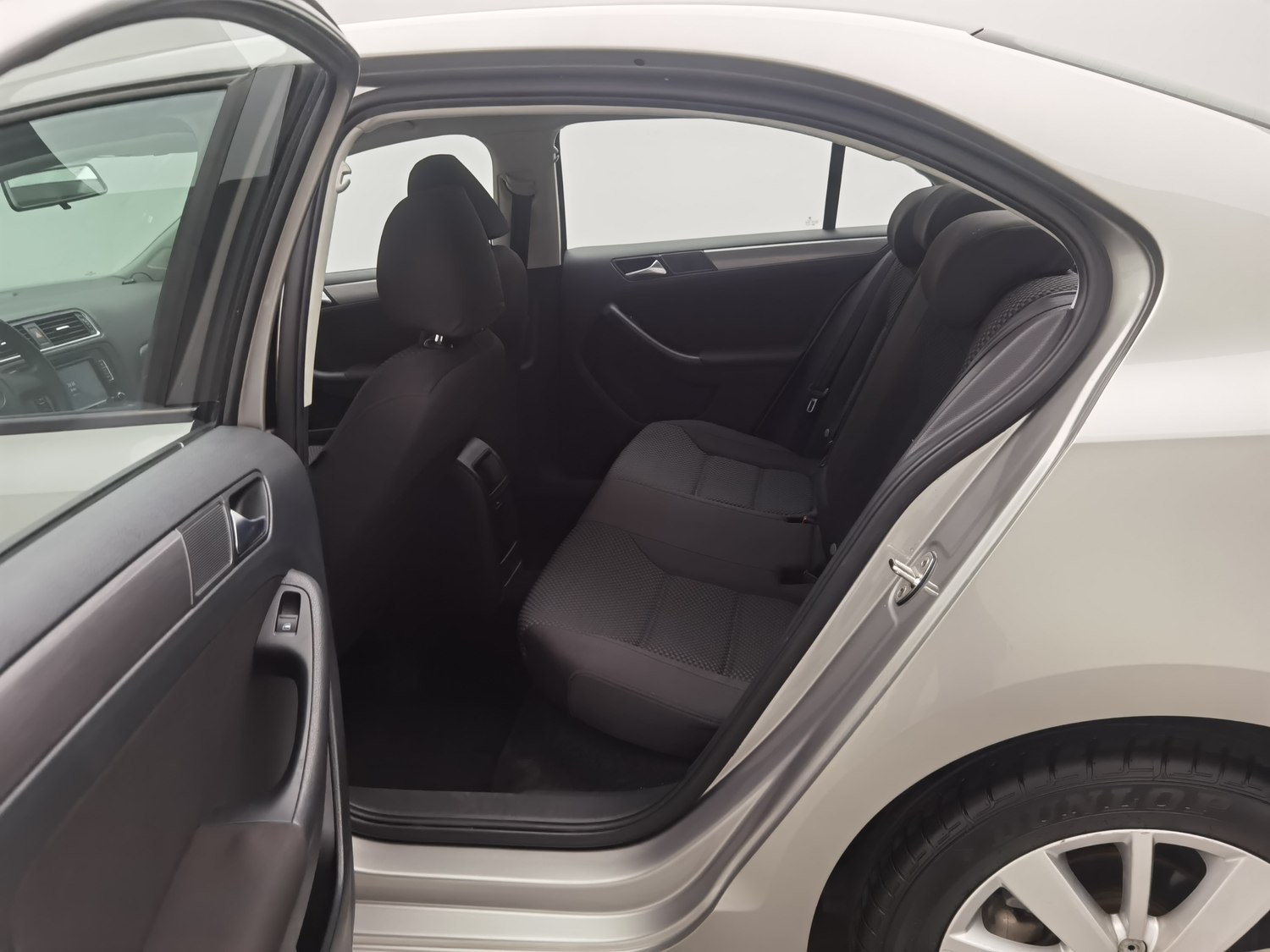 Used Volkswagen Sagitar 2014 1.6 AT