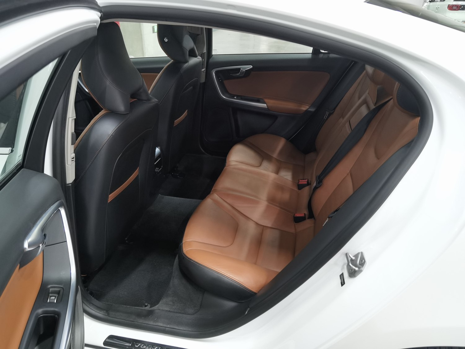 Used Volvo S60 2016 2.0 AT