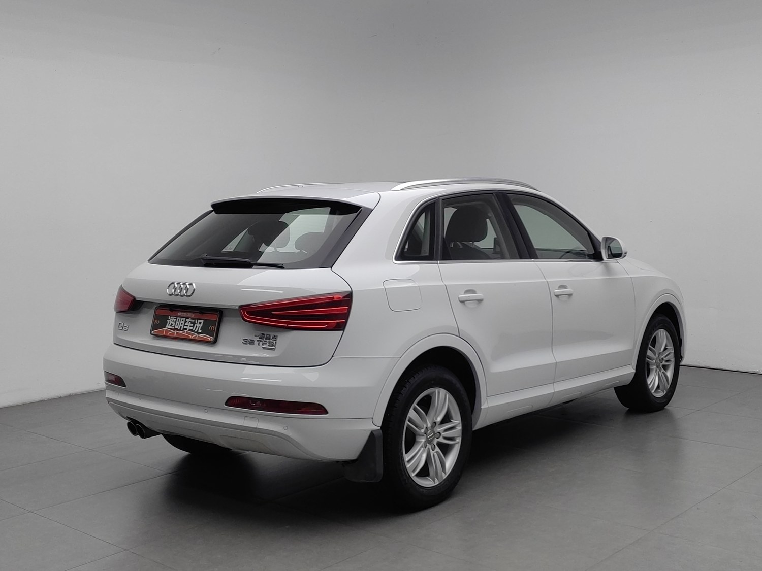 Used Audi Q3 2015 2.0 AT