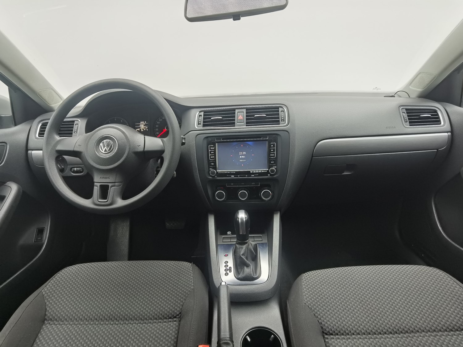 Used Volkswagen Sagitar 2014 1.6 AT