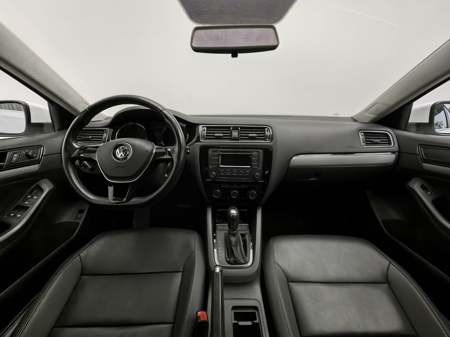 Used Volkswagen Sagitar 2015 1.6 AT