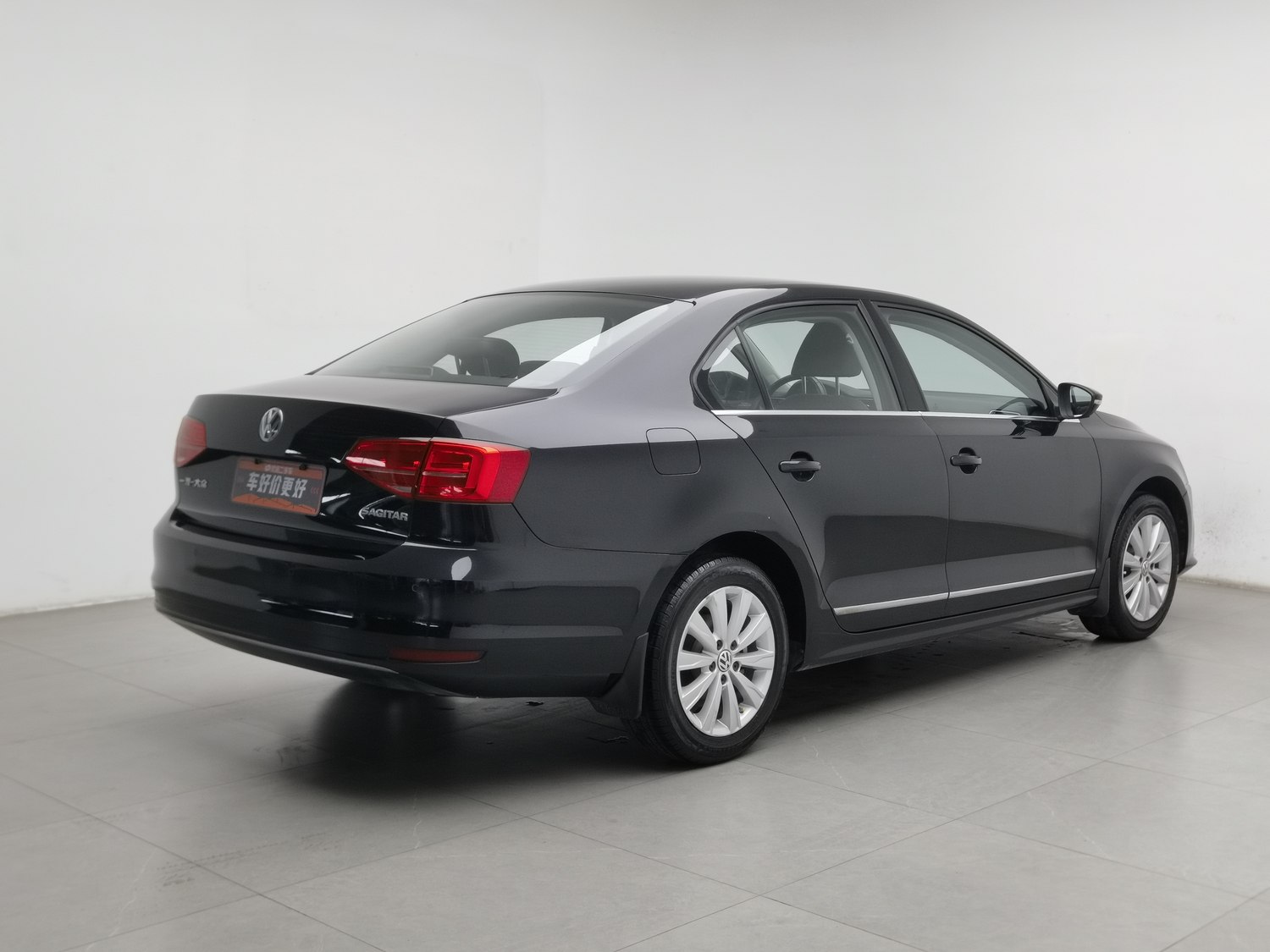 Used Volkswagen Sagitar 2015 1.6 MT
