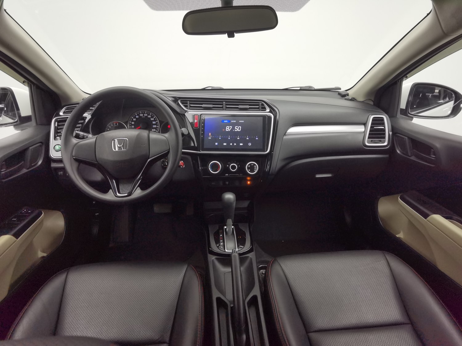 Used Honda Gienia 2016 1.5 AT