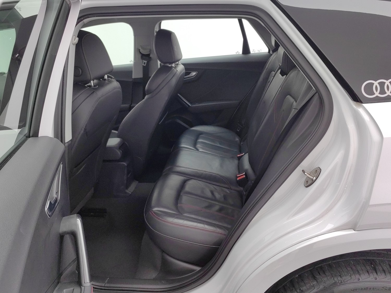 Used Audi Q2L 2023 1.5 AT
