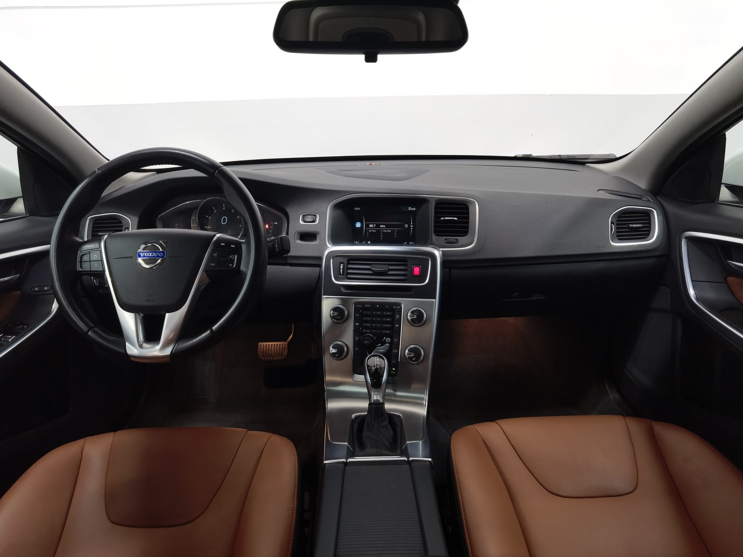 Used Volvo S60 2016 2.0 AT