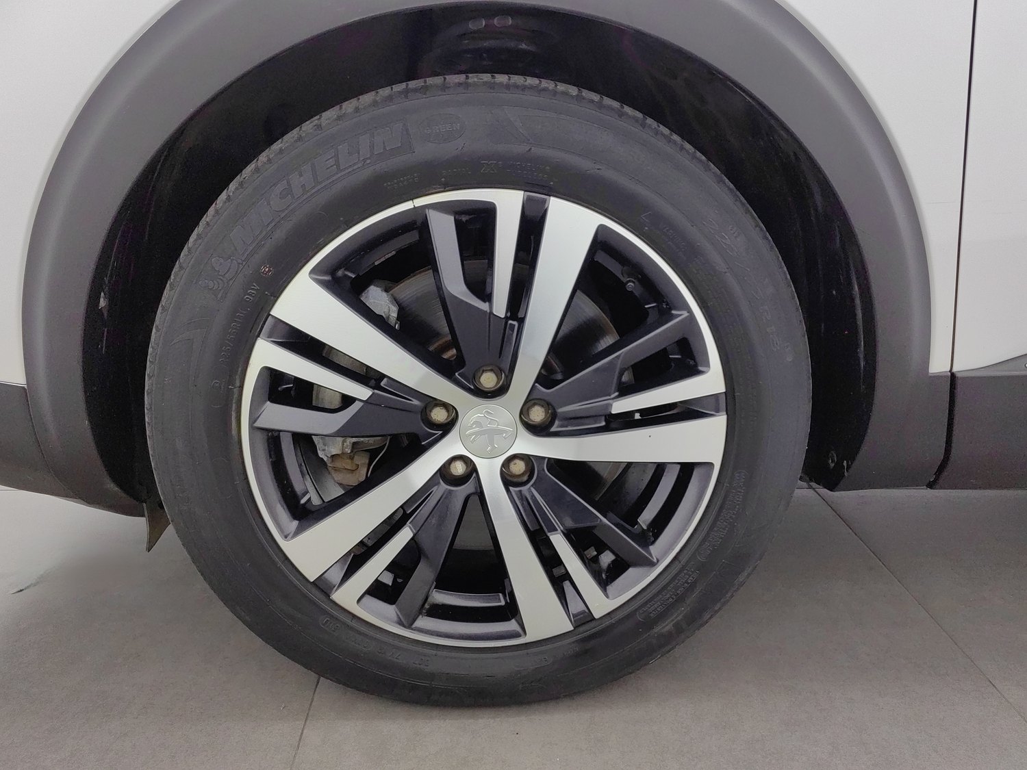 Used Peugeot 5008 2019 1.6 AT