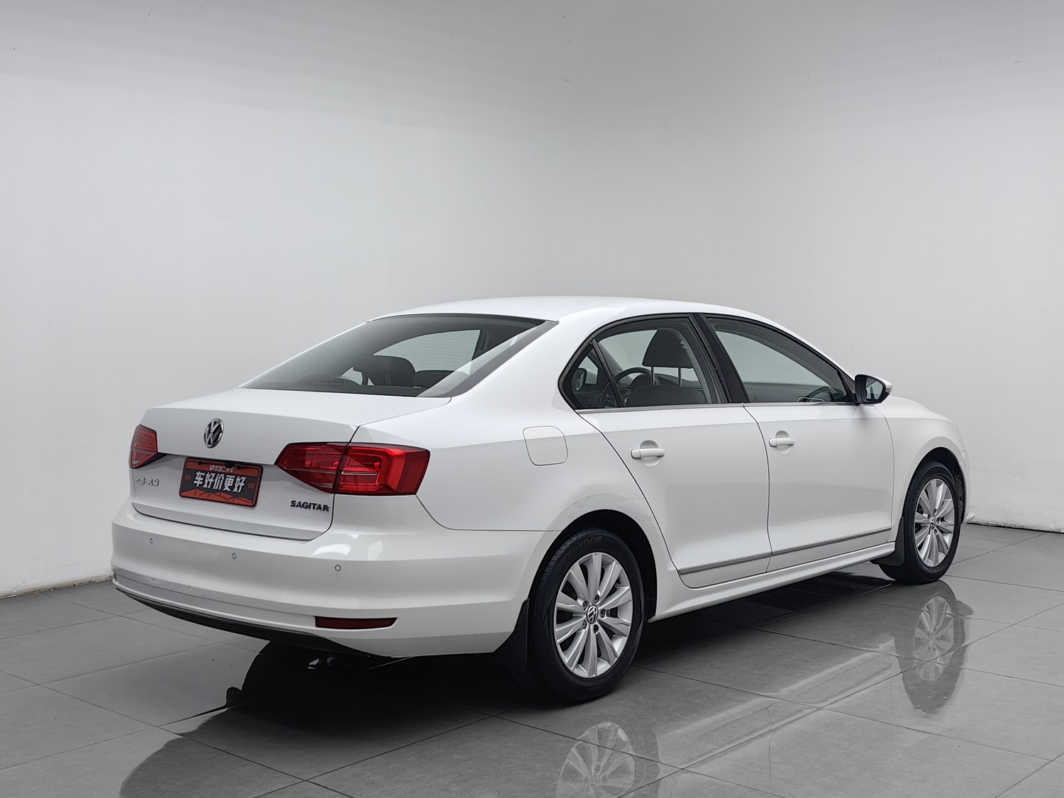 Used Volkswagen Sagitar 2015 1.6 AT