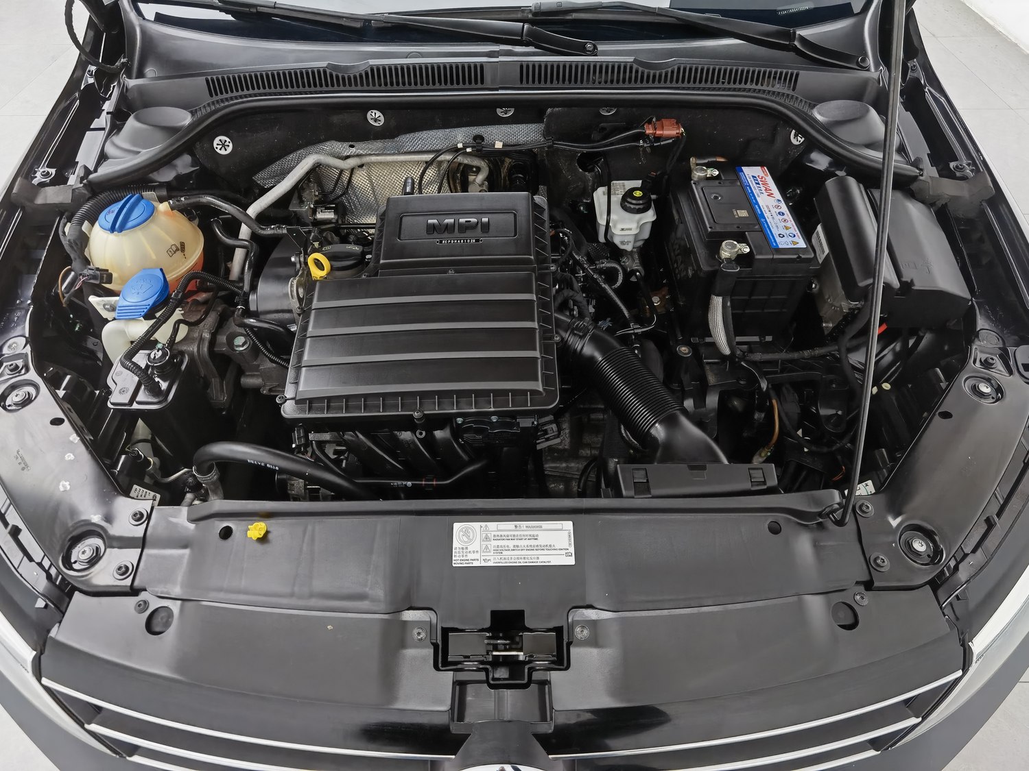Used Volkswagen Sagitar 2015 1.6 MT