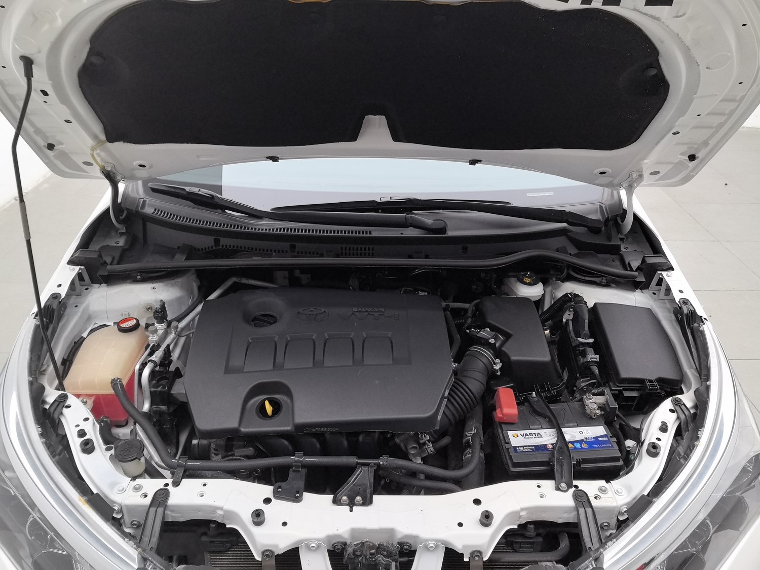 Used Toyota Corolla 2014 1.6 AT