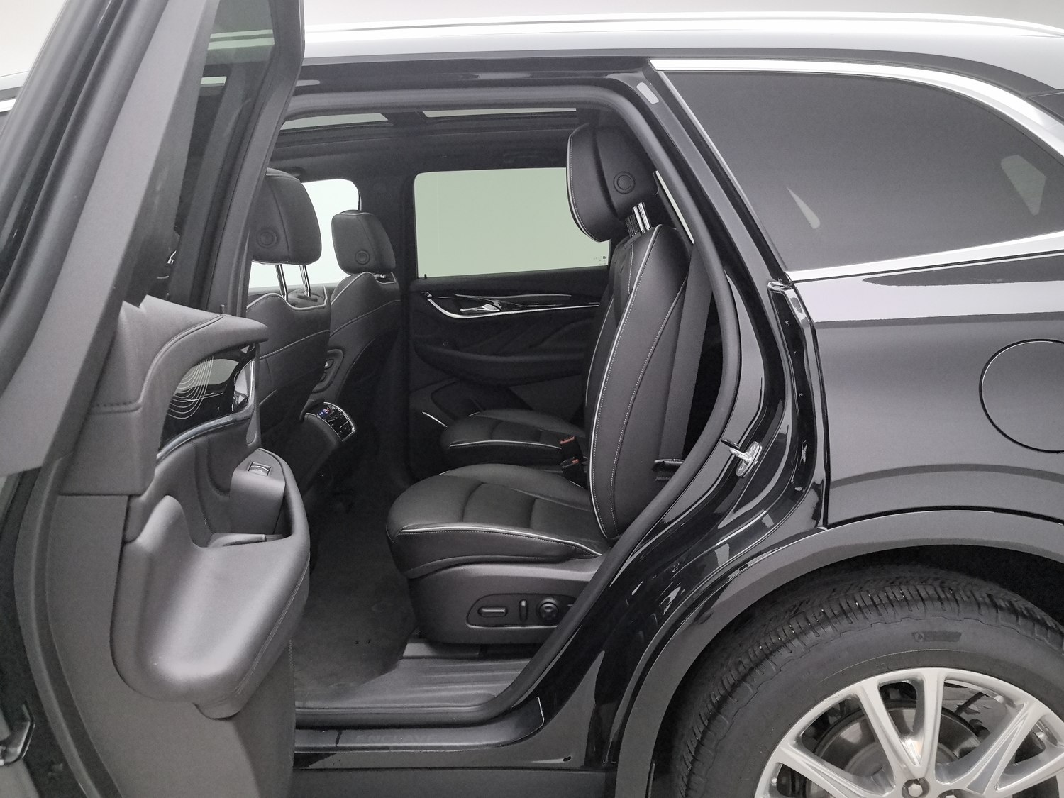 Used Buick Enclave 2022 2.0 AT