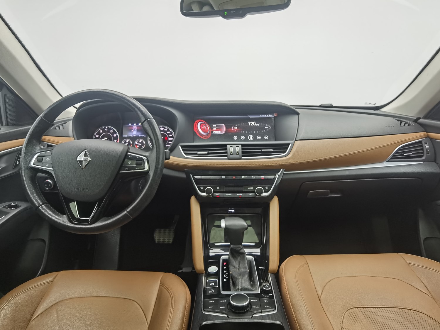 Used Borgward BX7 2016 2.0 AT