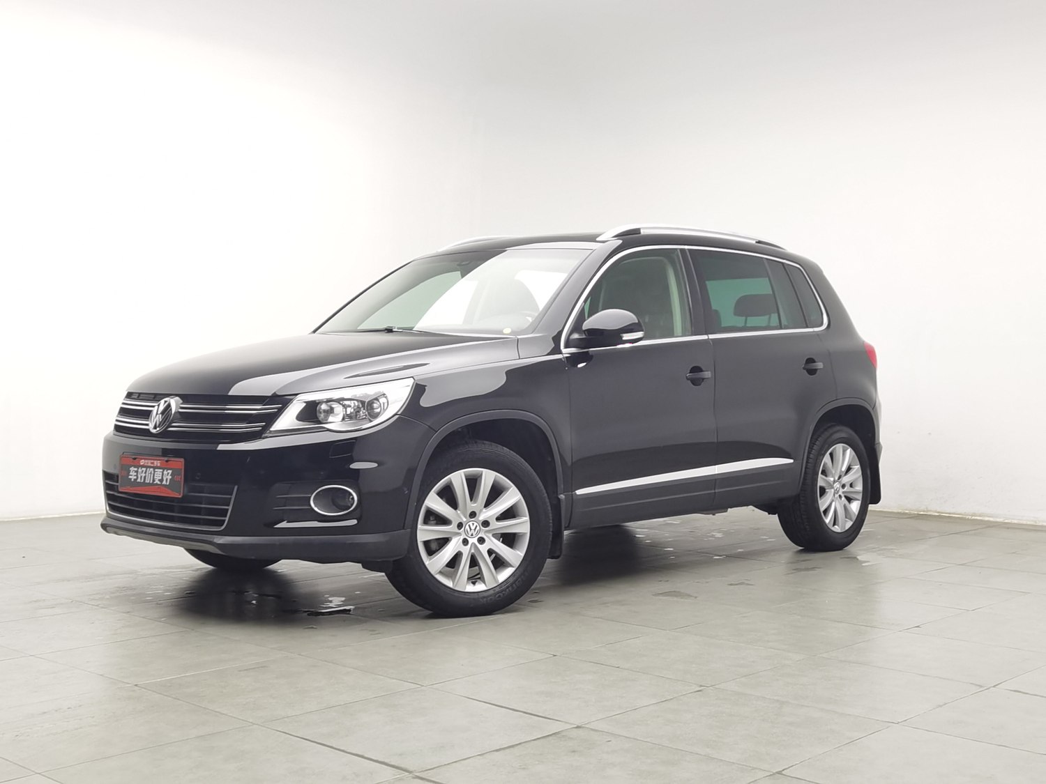 Used Volkswagen Tiguan 2010 2.0 AT