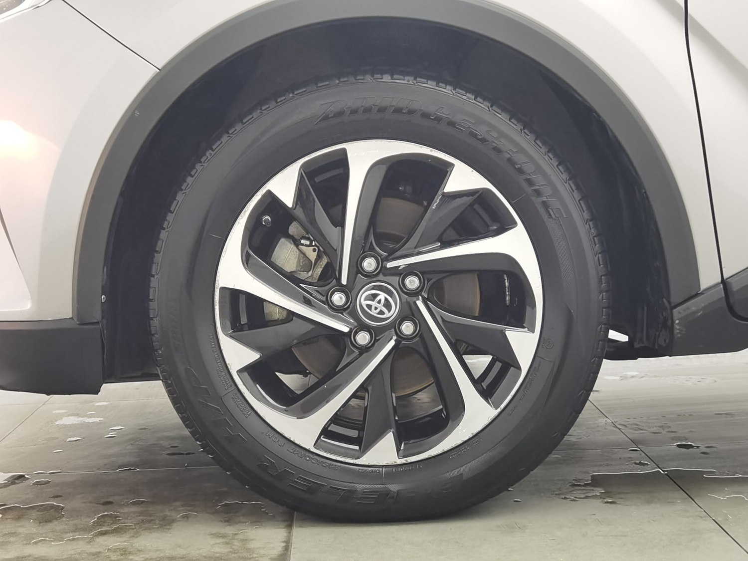 Used Toyota C-HR 2020 2.0 AT
