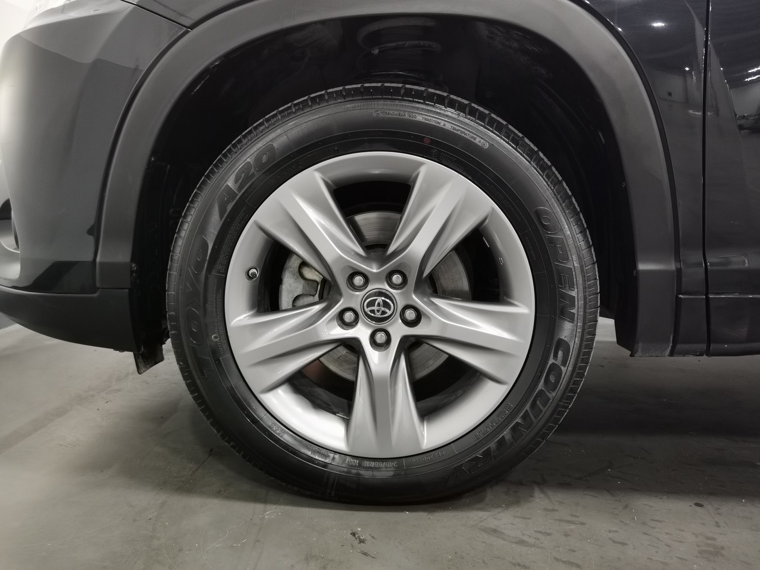 Used Toyota Highlander 2018 2.0 AT
