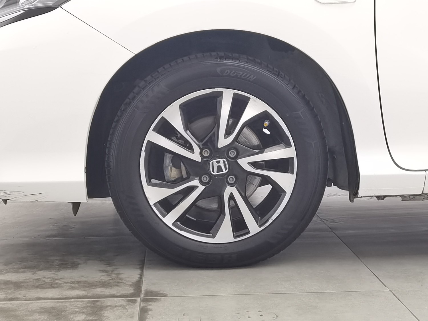 Used Honda Gienia 2016 1.5 AT