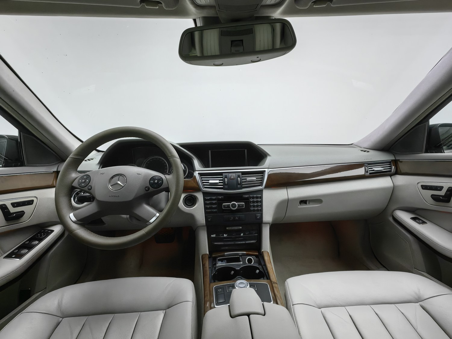Used Mercedes-Benz E-Class 2012 3.0 AT