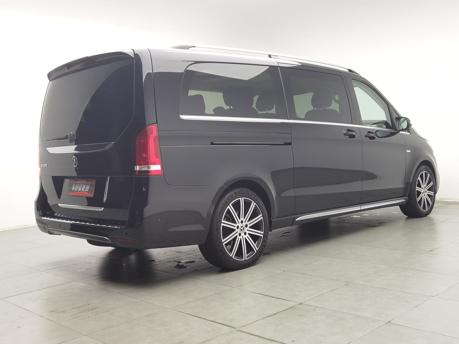 Used Mercedes-Benz V-Class 2022 2.0 AT