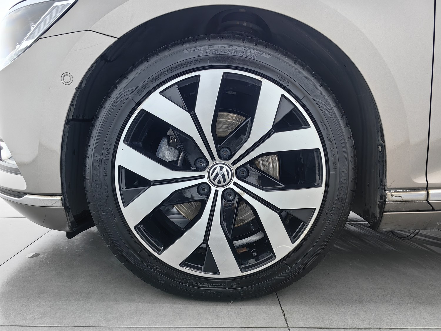 Used Volkswagen Magotan 2017 2.0 AT