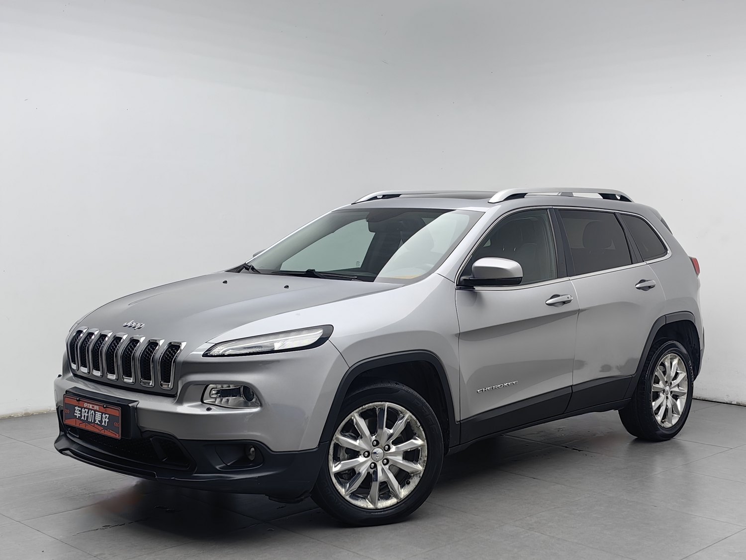 Used Jeep Cherokee (Imported) 2014 2.4 AT