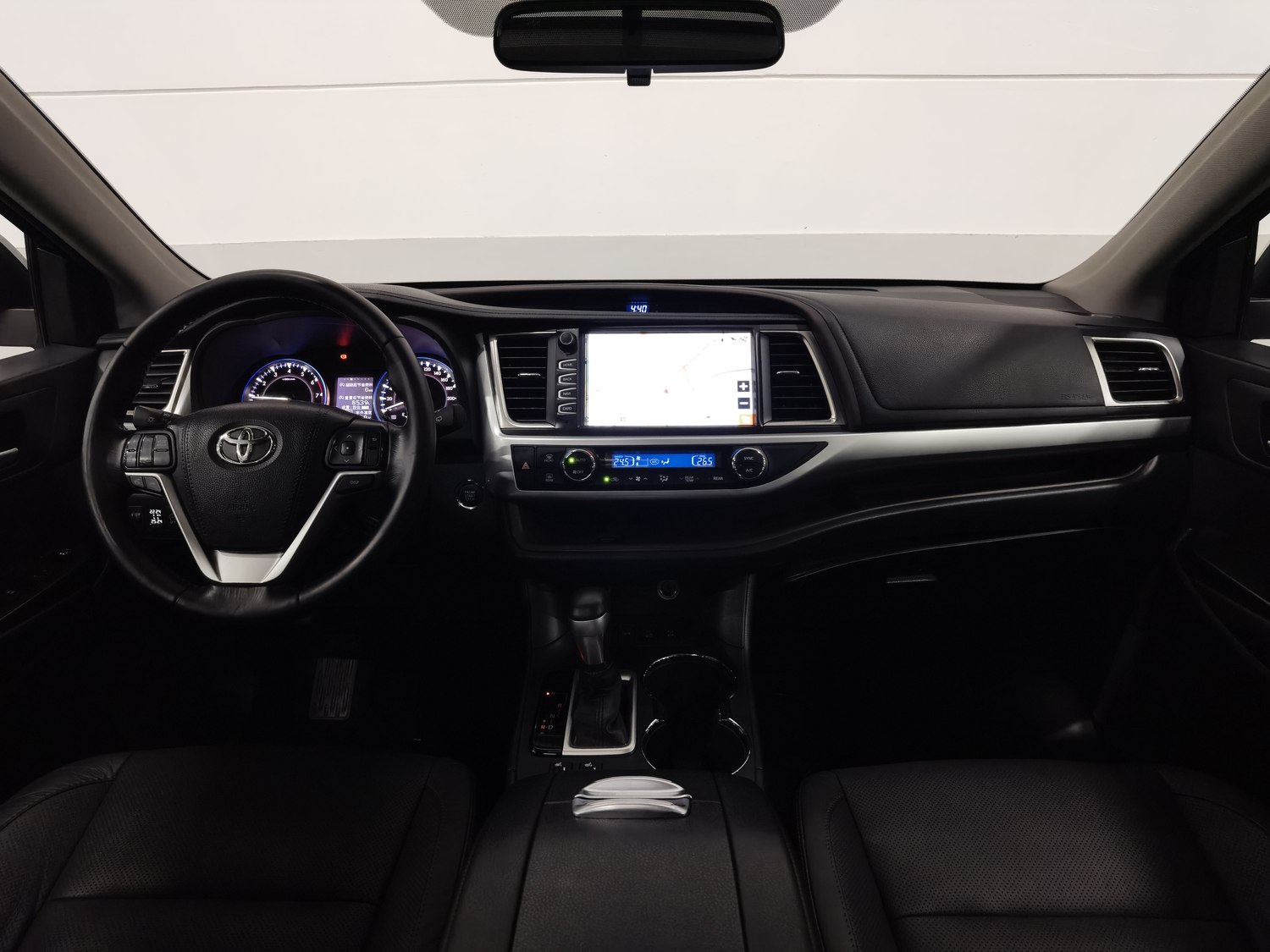 Used Toyota Highlander 2015 2.0 AT