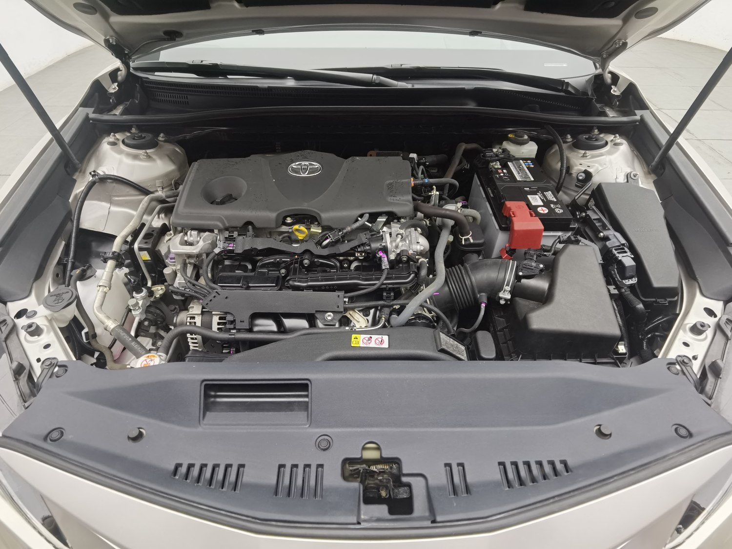 Used Toyota Camry 2021 2.5 AT