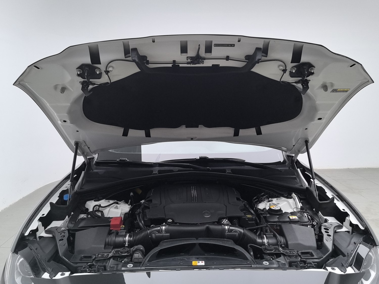 Used Jaguar F-PACE 2016 3.0 AT
