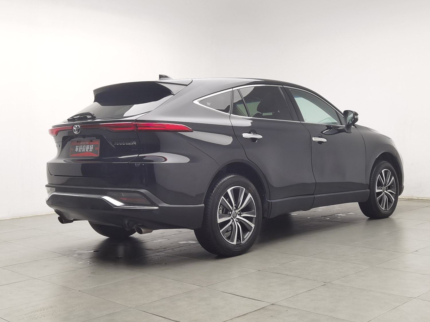 Used Toyota Harrier 2022 2.0 AT