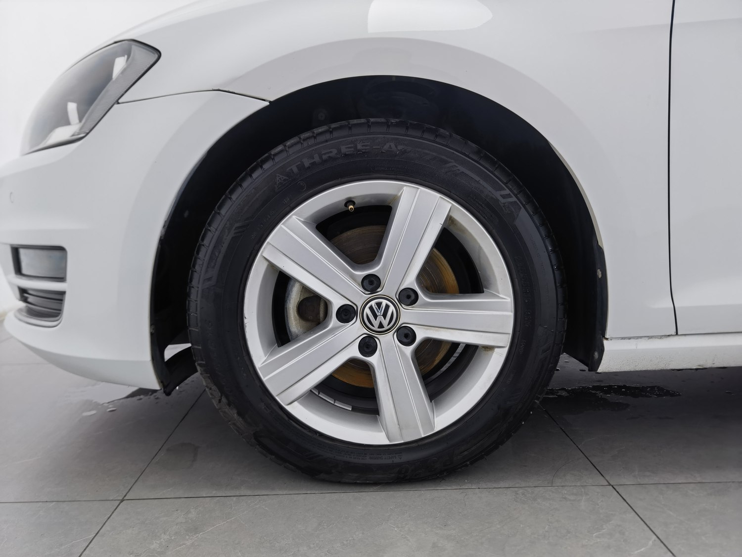 Used Volkswagen Golf 2017 1.6 AT