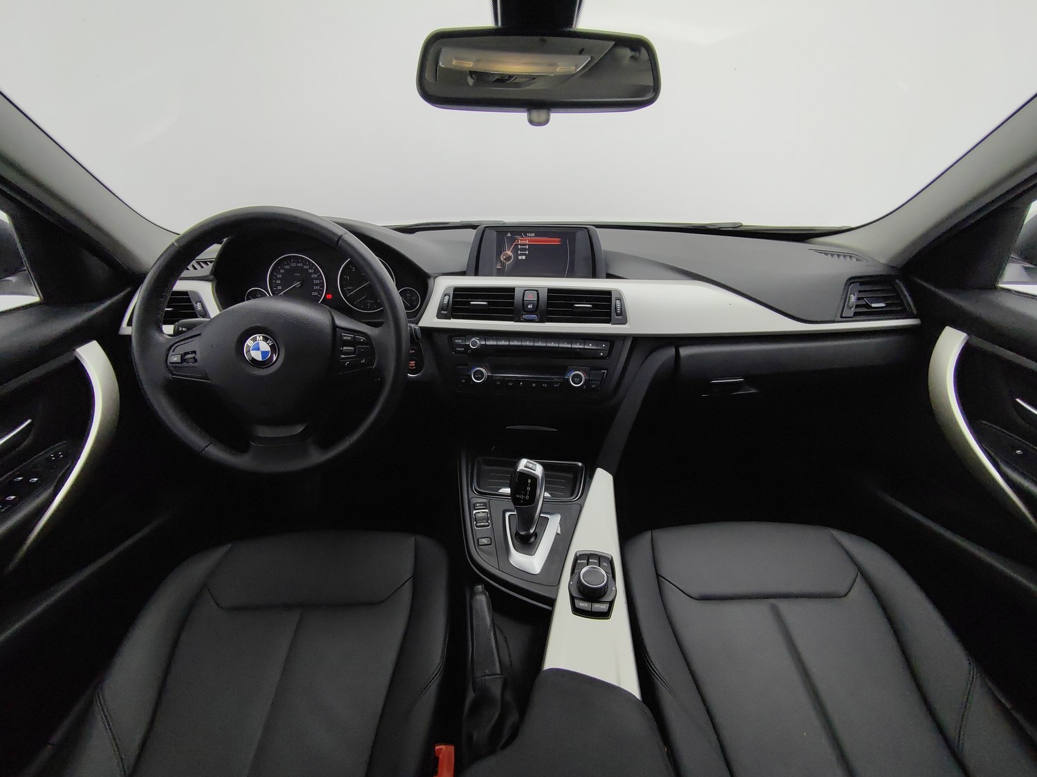 Used BMW 3 Series 2015 2.0 AT