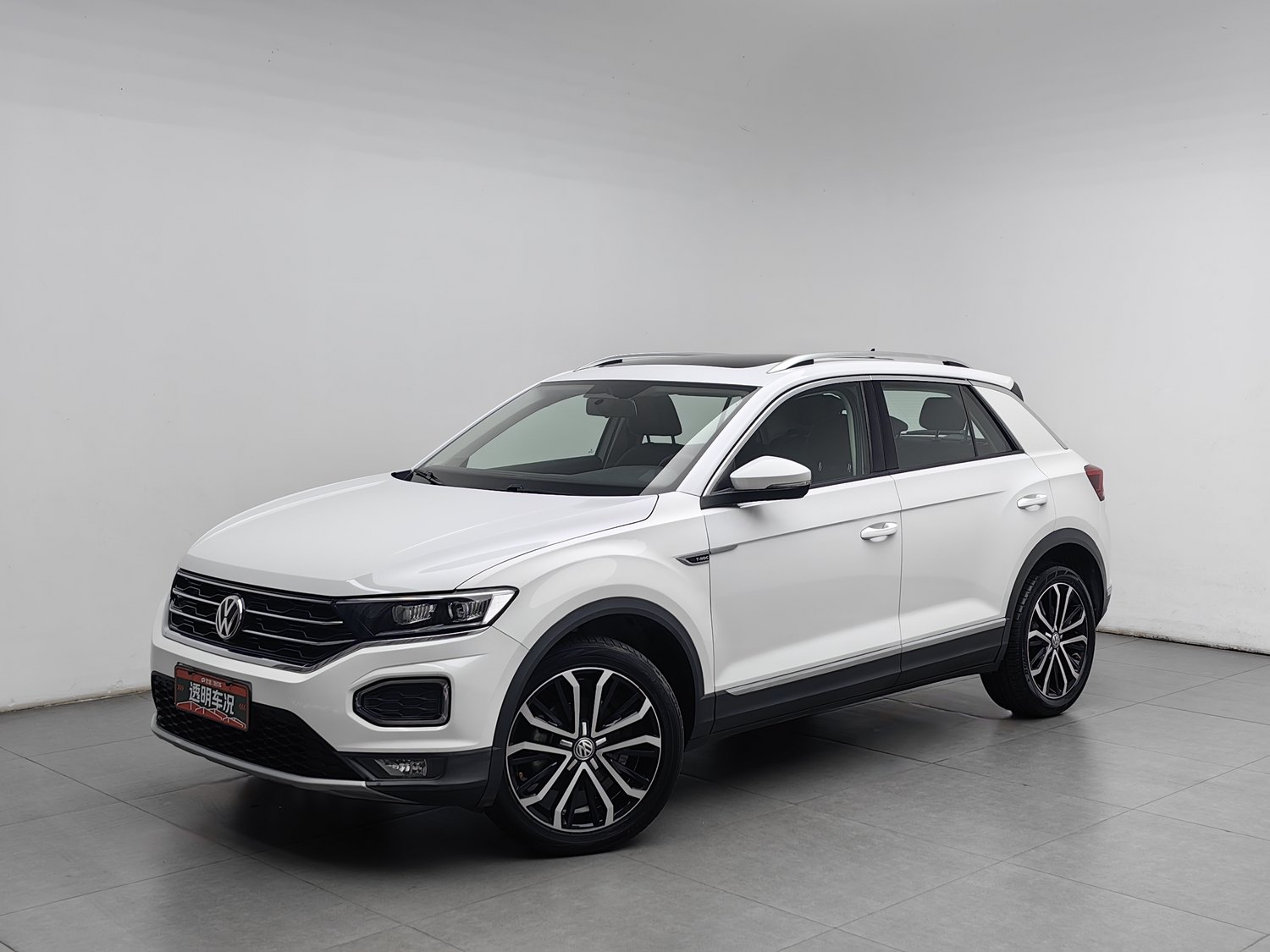 Used Volkswagen T-Roc 2019 1.4 AT